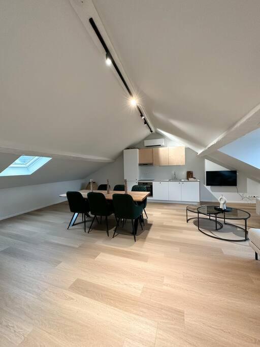 Апартаменты Duplex Hyper Centre Льеж Экстерьер фото