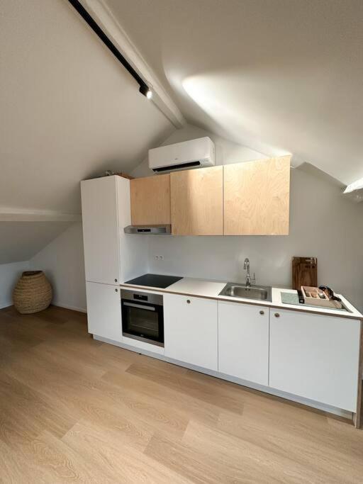 Апартаменты Duplex Hyper Centre Льеж Экстерьер фото